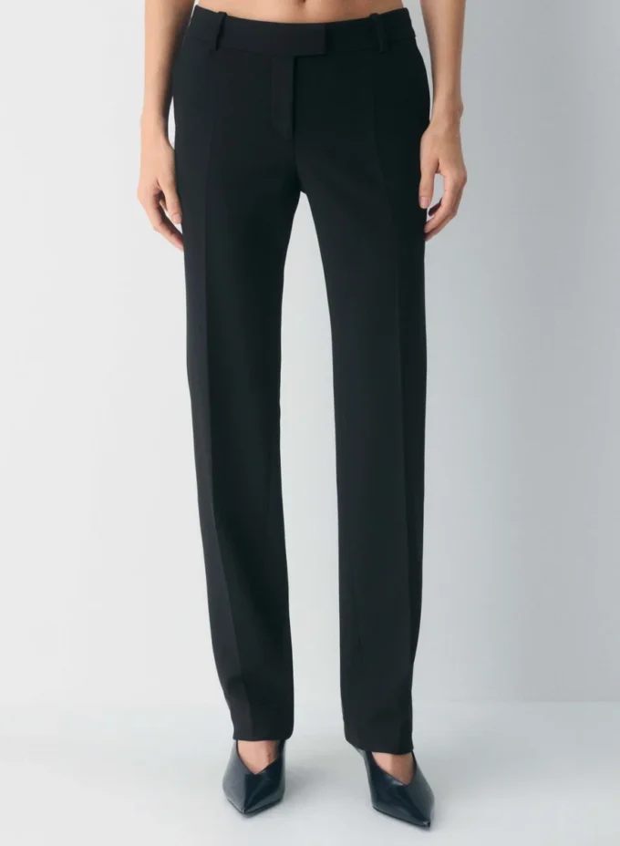 Broker-Hose – (Re)ssential Broker-Hose – (Re)ssential