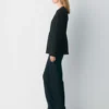 Broker-Hose – (Re)ssential Broker-Hose – (Re)ssential