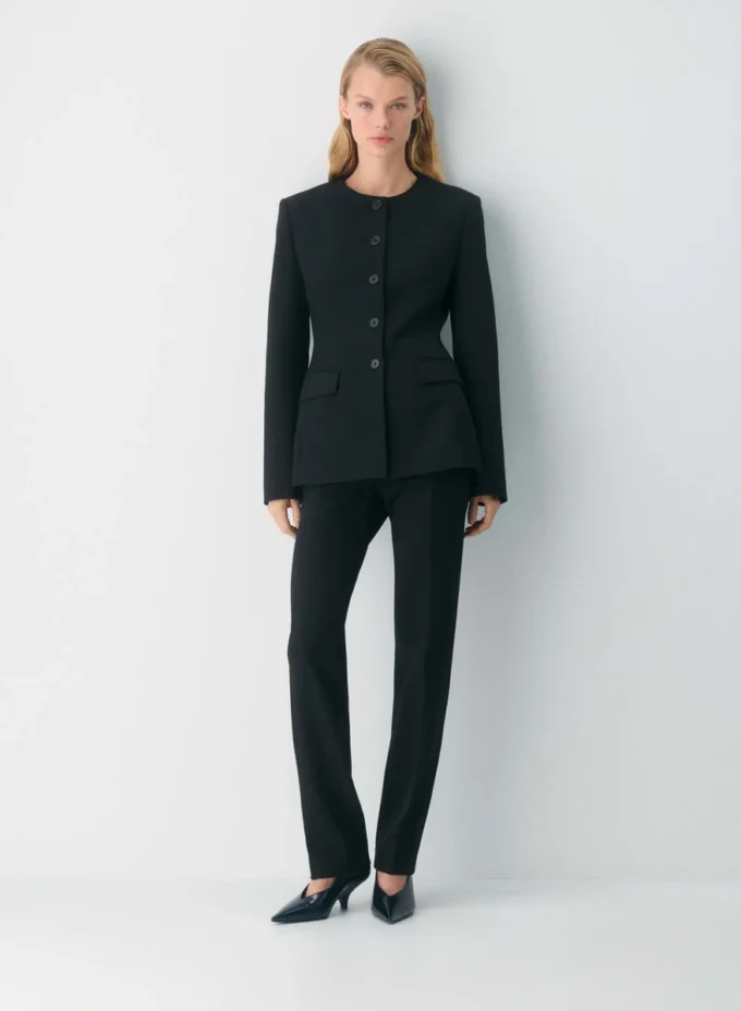 Broker-Hose – (Re)ssential Broker-Hose – (Re)ssential