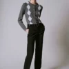 Broker-Hose – (Re)ssential Broker-Hose – (Re)ssential