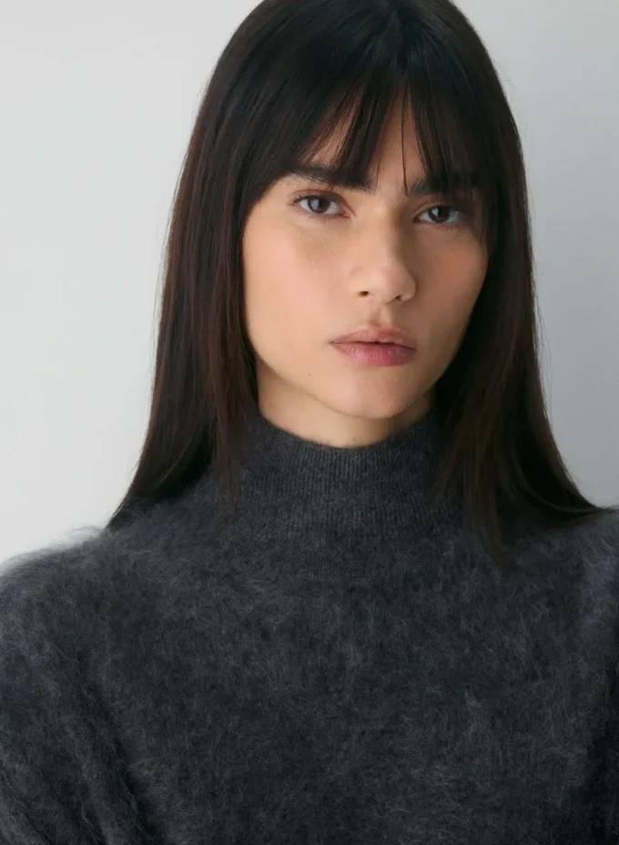 Brushed Cashmere Relaxed Turtleneck Brushed Cashmere Relaxed Turtleneck