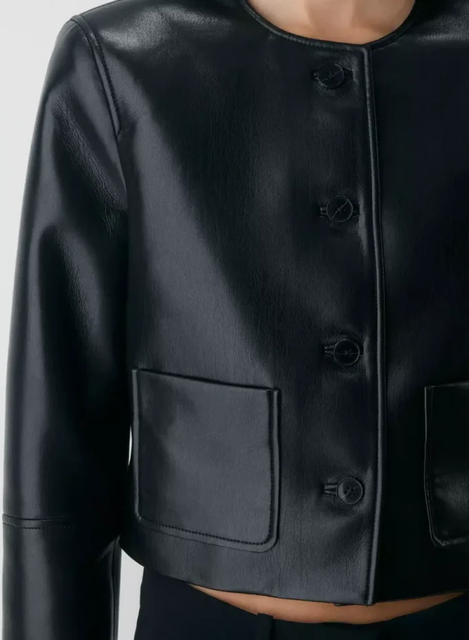 Claudette Jacke – UnReal Leather Claudette Jacke – UnReal Leather