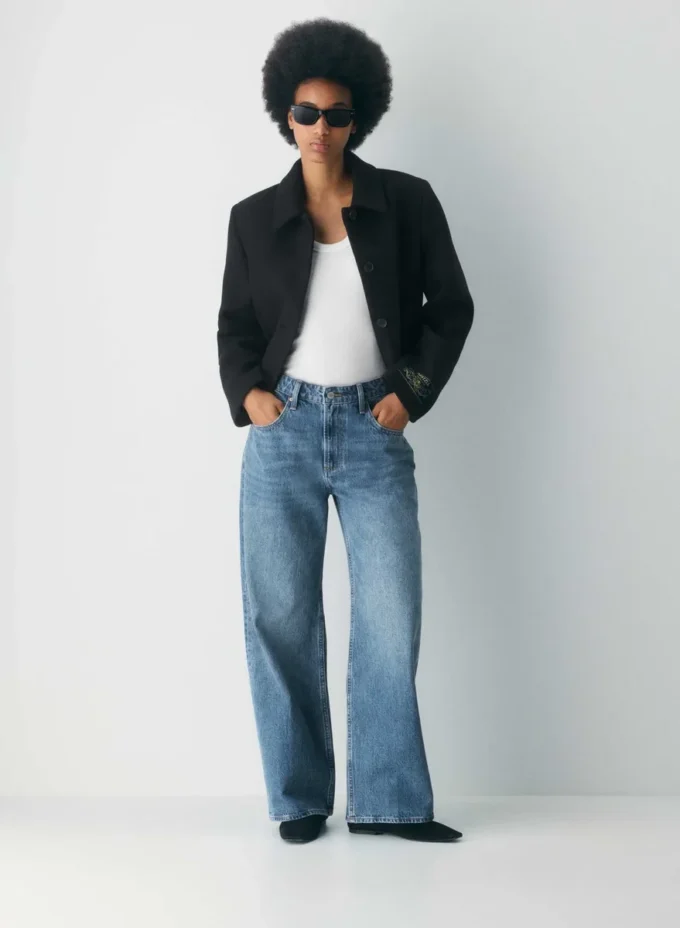 Denim Forum Die Baggy-Boyfriend-Jeans im Lo-Rise-Stil der 90er Jahre Denim Forum Die Baggy-Boyfriend-Jeans im Lo-Rise-Stil der 90er Jahre