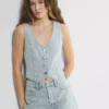 Denim Forum Die Mia-Jeansweste im Stil der 90er Jahre Denim Forum Die Mia-Jeansweste im Stil der 90er Jahre
