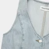 Denim Forum Die Mia-Jeansweste im Stil der 90er Jahre Denim Forum Die Mia-Jeansweste im Stil der 90er Jahre