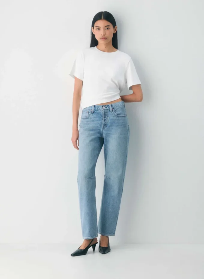 Denim Forum Die Mid-Rise-Jeans mit lockerer Passform und konisch zulaufendem Bein aus den 90ern Denim Forum Die Mid-Rise-Jeans mit lockerer Passform und konisch zulaufendem Bein aus den 90ern