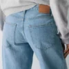 Denim Forum Die Vintage-Jeans mit niedriger Leibhöhe und schmal zulaufendem Bein aus den 90ern Denim Forum Die Vintage-Jeans mit niedriger Leibhöhe und schmal zulaufendem Bein aus den 90ern