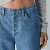 Denim Forum Die Vintage Lo-Rise Cuffed Jeans im Stil der 90er Jahre Denim Forum Die Vintage Lo-Rise Cuffed Jeans im Stil der 90er Jahre
