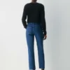 Denim Forum Uma Curve-Fit-Jeans mit hoher Leibhöhe und geradem Bein Denim Forum Uma Curve-Fit-Jeans mit hoher Leibhöhe und geradem Bein