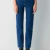 Denim Forum Uma Hi-rise Straight Jean Denim Forum Uma Hi-rise Straight Jean