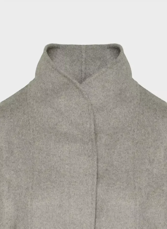 Der Cocoon Double-Faced Coat – Luxe (Re)Wool
