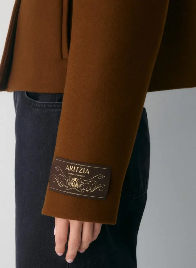 Der Dove Coat – Luxuriöse Woll-Kaschmir-Mischung Der Dove Coat – Luxuriöse Woll-Kaschmir-Mischung