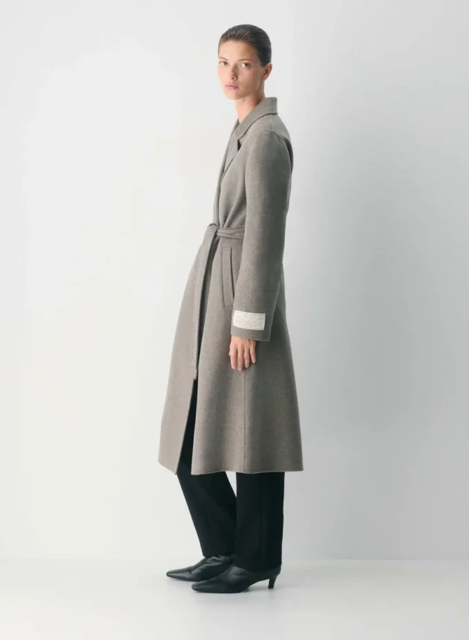 Der Ivy Double-Faced Coat – Luxe (Re)Wool Der Ivy Double-Faced Coat – Luxe (Re)Wool