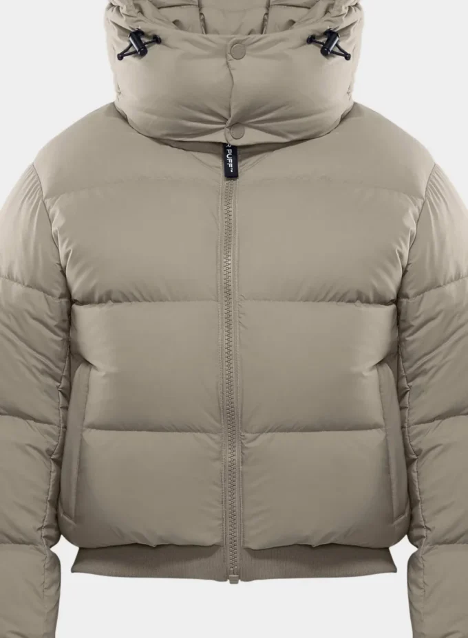 Der Super Resort Puff™ – cliMATTE™ Der Super Resort Puff™ – cliMATTE™