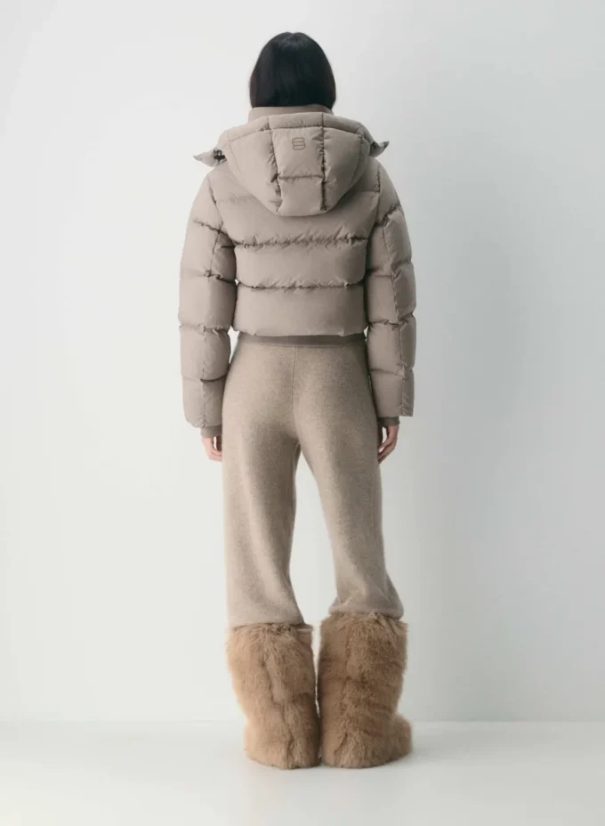Der Super Resort Puff™ – cliMATTE™ Der Super Resort Puff™ – cliMATTE™
