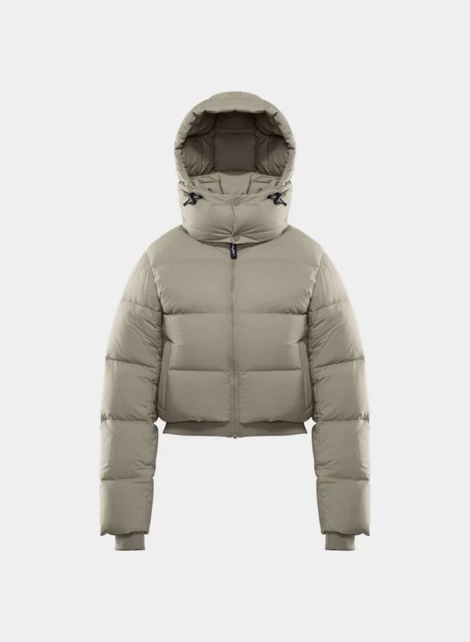 Der Super Resort Puff™ – cliMATTE™ Der Super Resort Puff™ – cliMATTE™