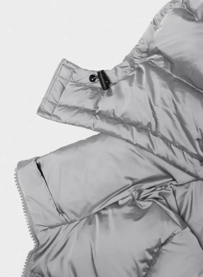 Der SuperSnug Puff™ – Satin Flex™ Der SuperSnug Puff™ – Satin Flex™