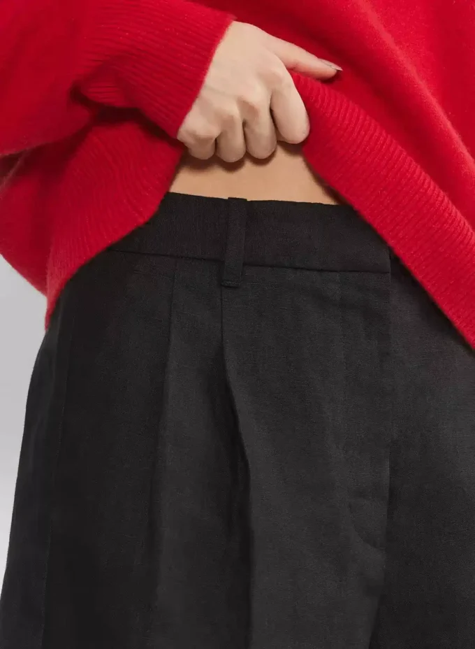 Die Effortless Short™ Leinen Mid-Thigh Die Effortless Short™ Leinen Mid-Thigh