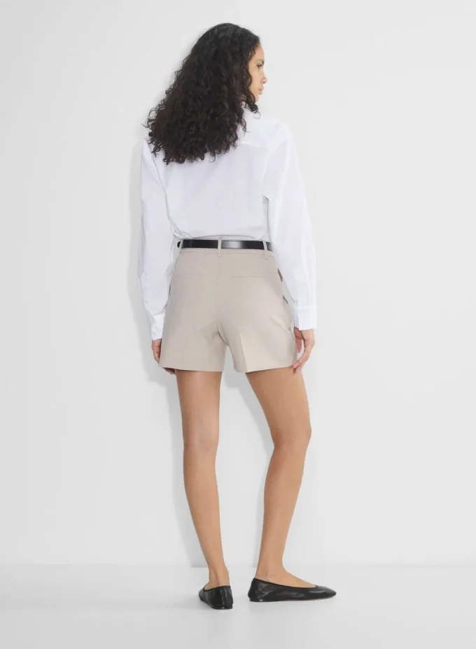 Die Effortless Short™ Mittellang – (Re)ssential Light Die Effortless Short™ Mittellang – (Re)ssential Light