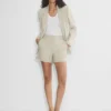 Die Limitless Short™ Mid-thigh – (Re)ssential Light Die Limitless Short™ Mid-thigh – (Re)ssential Light