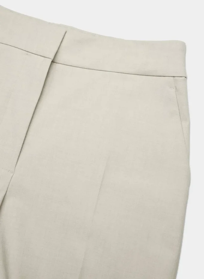 Die Limitless Short™ Mid-thigh – (Re)ssential Light Die Limitless Short™ Mid-thigh – (Re)ssential Light