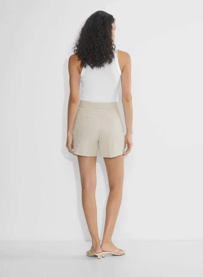 Die Limitless Short™ Mid-thigh – (Re)ssential Light Die Limitless Short™ Mid-thigh – (Re)ssential Light