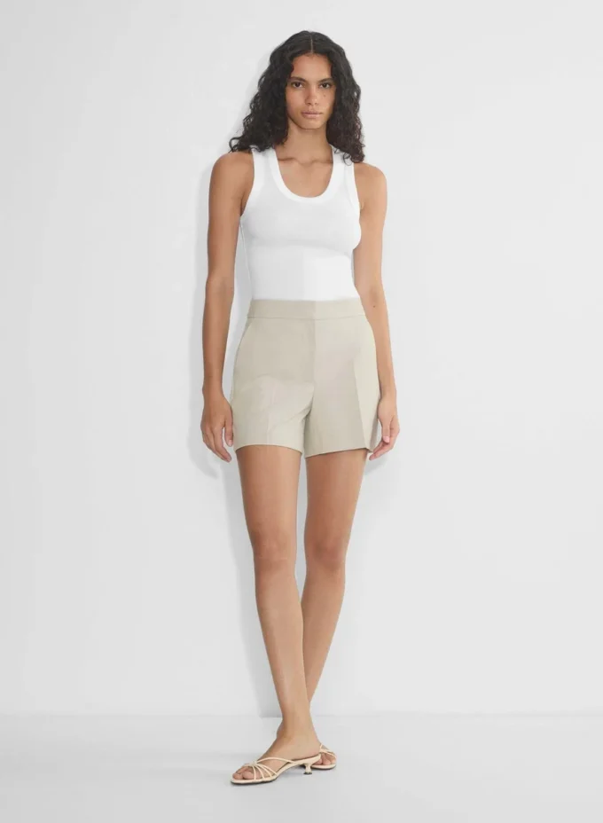 Die Limitless Short™ Mid-thigh – (Re)ssential Light Die Limitless Short™ Mid-thigh – (Re)ssential Light