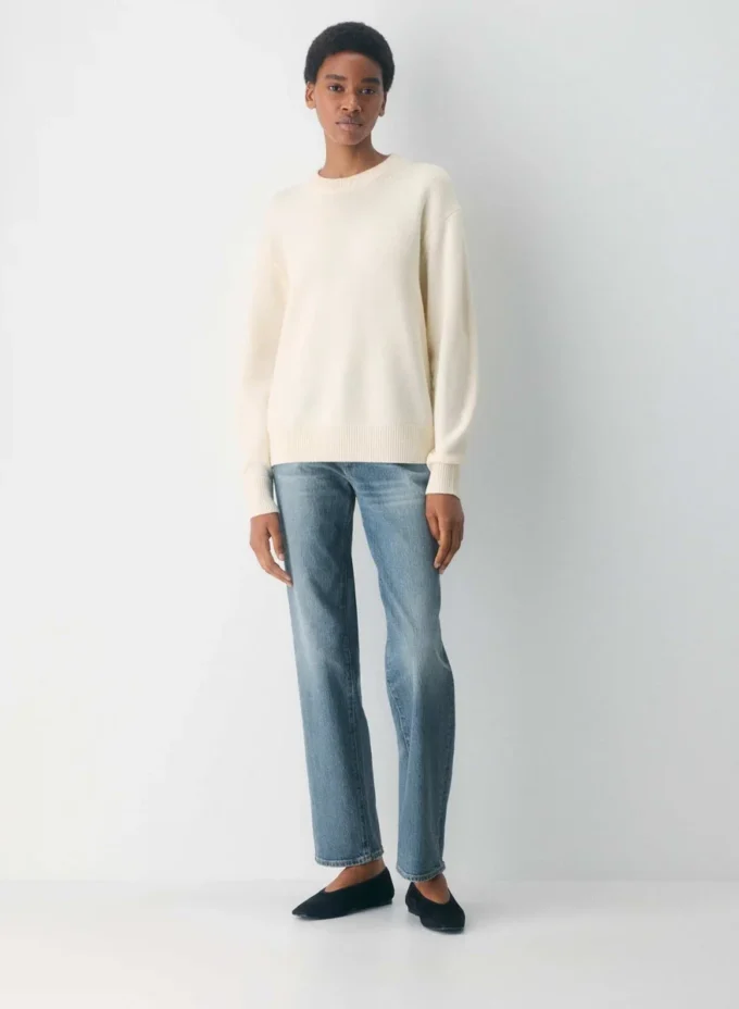 Essential Merinowolle-Pullover mit Rundhalsausschnitt Essential Merinowolle-Pullover mit Rundhalsausschnitt