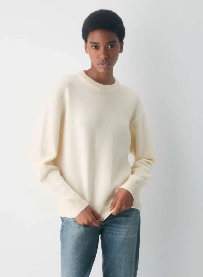 Essential Merinowolle-Pullover mit Rundhalsausschnitt Essential Merinowolle-Pullover mit Rundhalsausschnitt