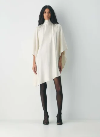Fan-Satin-Kleid