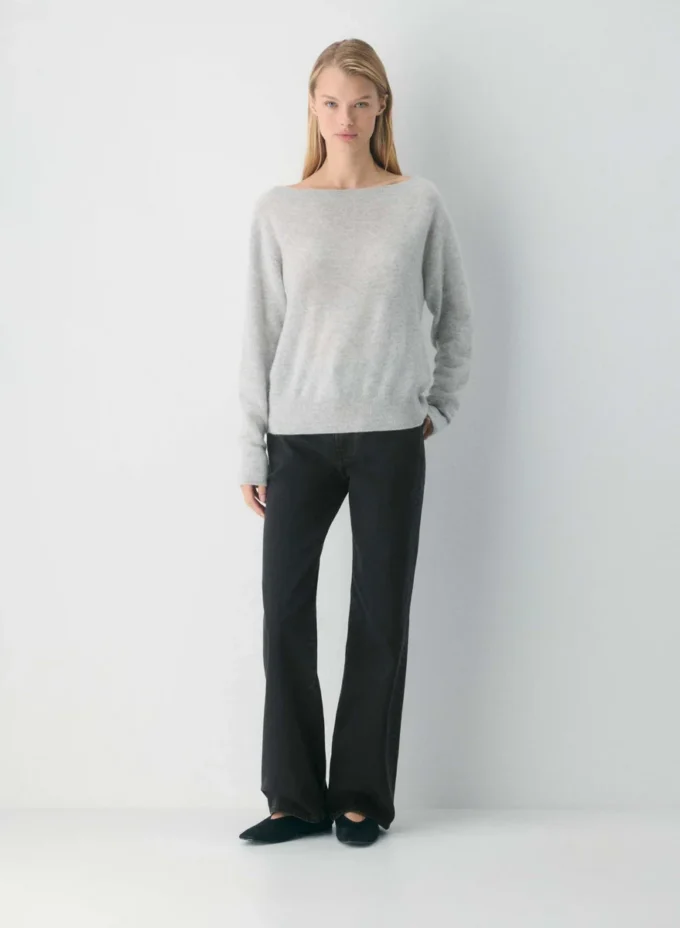 Feather Cashmere Relaxed Boatneck Sweater Feather Cashmere Relaxed Boatneck Sweater