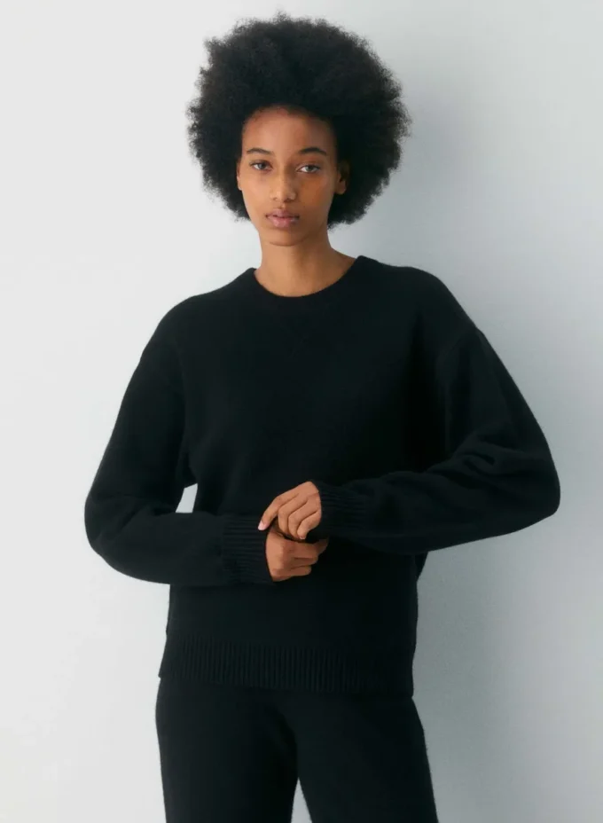 Finney Pullover mit Rundhalsausschnitt Finney Pullover mit Rundhalsausschnitt
