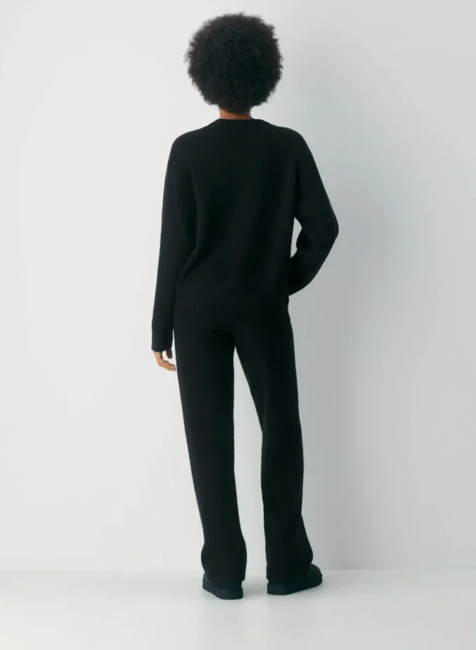 Finney Pullover mit Rundhalsausschnitt Finney Pullover mit Rundhalsausschnitt