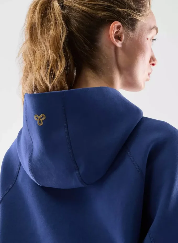 FormaFleece™ Oxygen Hi-Hip Zip Hoodie FormaFleece™ Oxygen Hi-Hip Zip Hoodie