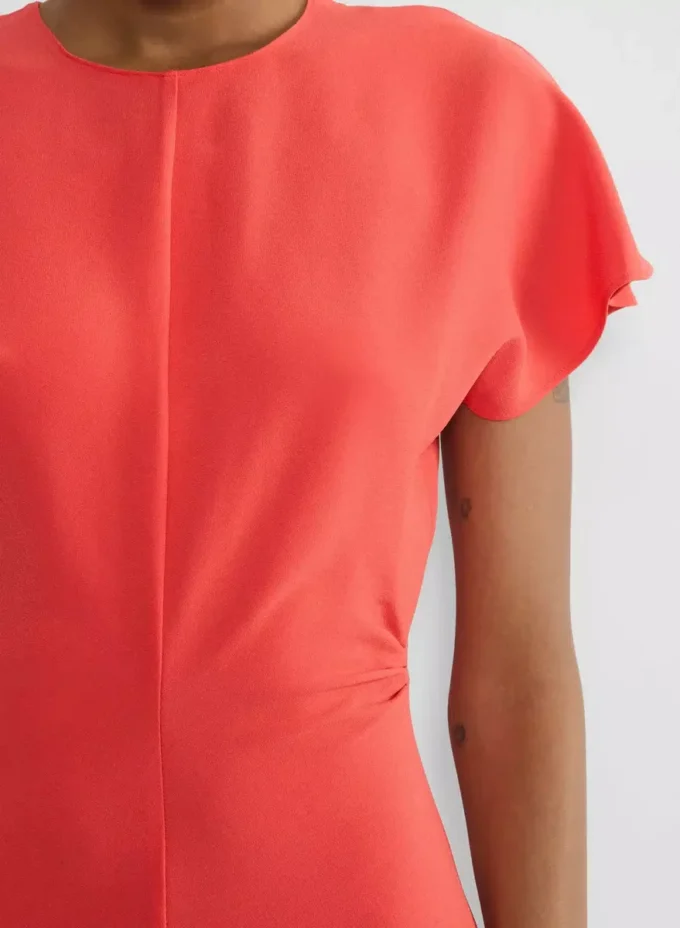 Futuristisches Kleid Futuristisches Kleid