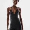 GloTone™ Pose Tank GloTone™ Pose Tank