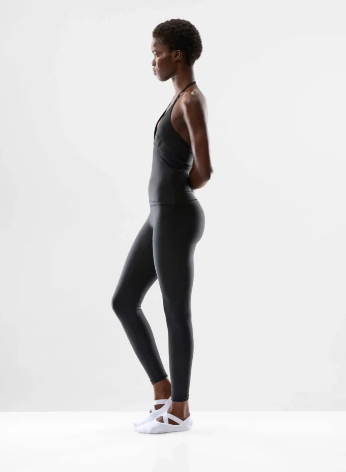 GloTone™ Pose Tank GloTone™ Pose Tank