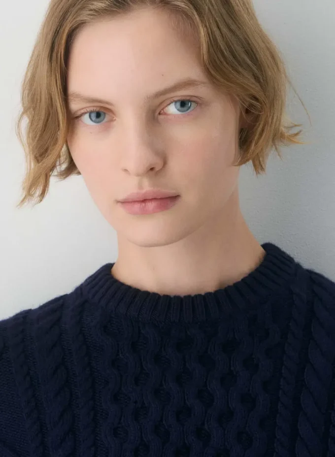 Heritage Knit Merino Wool Crew Hi-Hip Sweater Heritage Knit Merino Wool Crew Hi-Hip Sweater