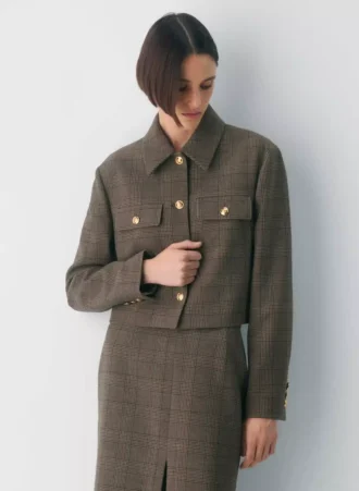 Justina Jacke – (Re)ssential