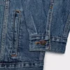 Levi’s Truckerjacke im Stil der 90er Jahre Levi’s Truckerjacke im Stil der 90er Jahre