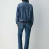Levi’s Truckerjacke im Stil der 90er Jahre Levi’s Truckerjacke im Stil der 90er Jahre