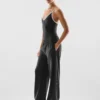 LIFE Essential Bodysuit mit V-Ausschnitt LIFE Essential Bodysuit mit V-Ausschnitt