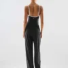 LIFE Essential Bodysuit mit V-Ausschnitt LIFE Essential Bodysuit mit V-Ausschnitt