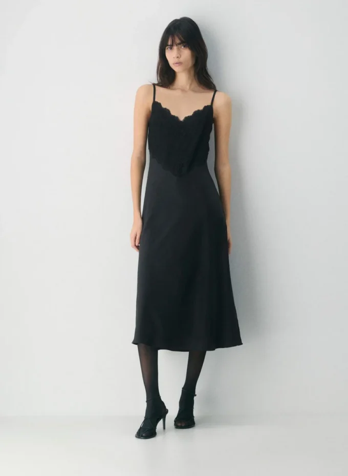 Memorize Satin-Kleid