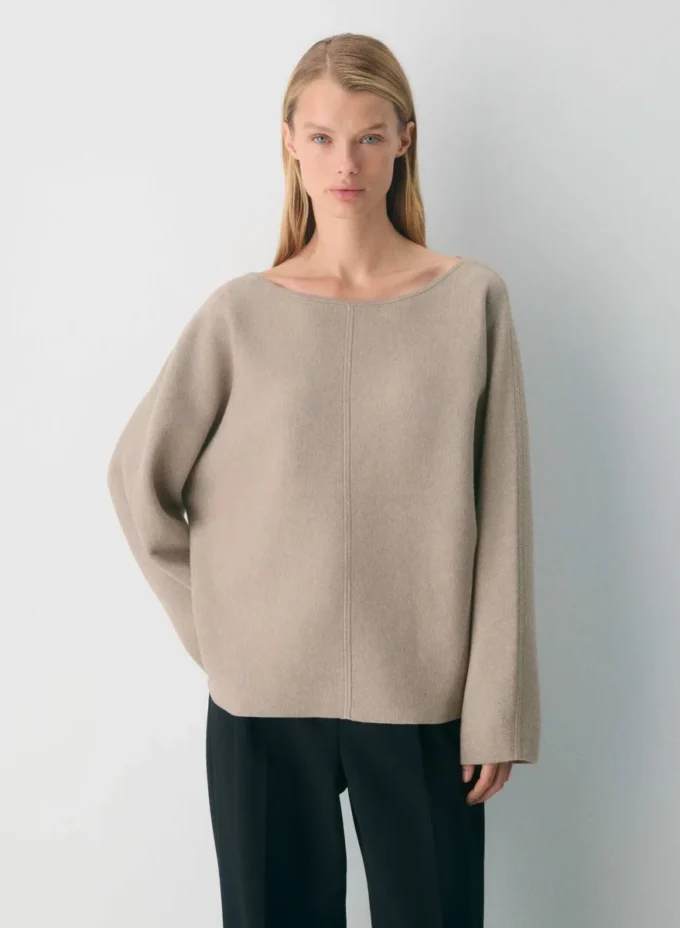 Minimalistischer Pullover Minimalistischer Pullover