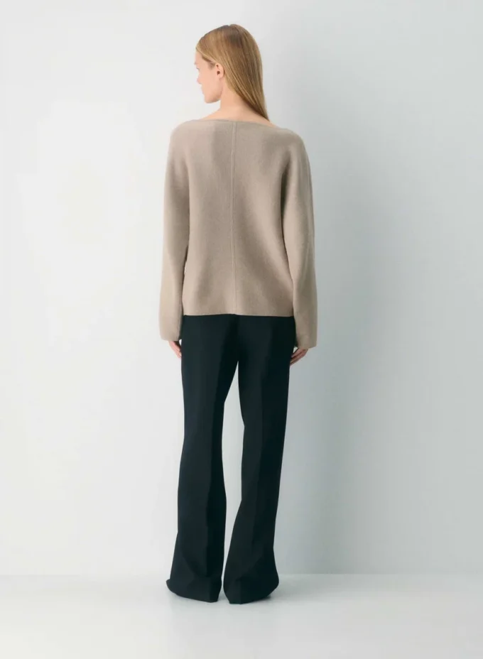 Minimalistischer Pullover Minimalistischer Pullover