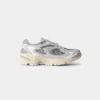 New Balance 725
