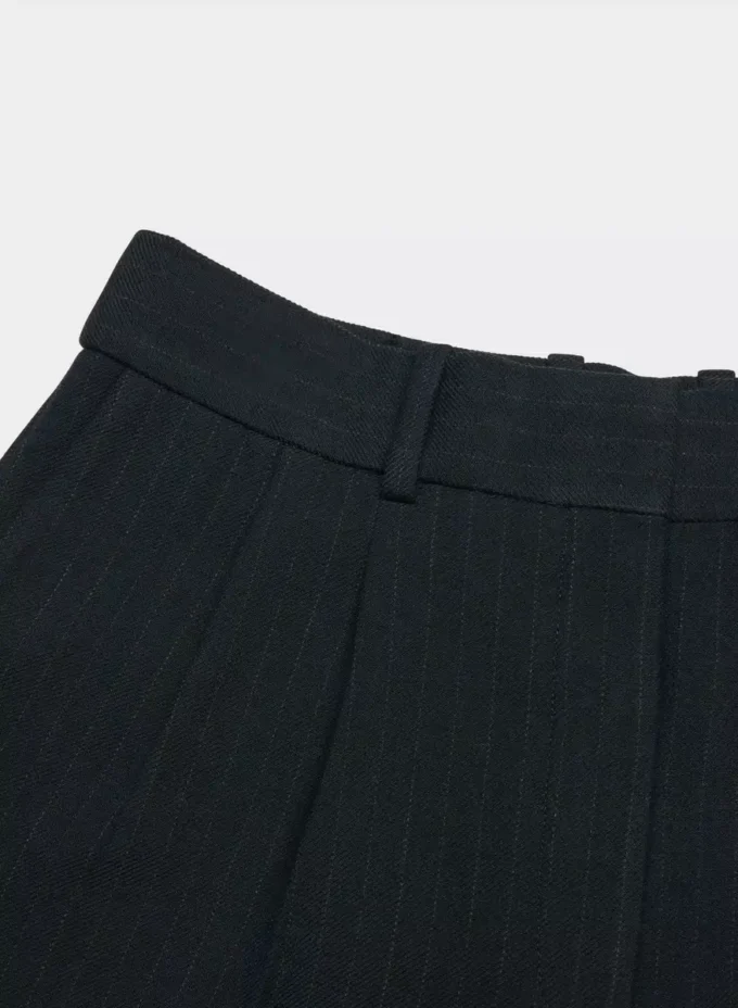 Plissierte Mini-Shorts