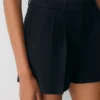 Plissierte Mini-Shorts