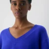 Plüschkaschmir-Pullover mit übergroßem V-Ausschnitt Plüschkaschmir-Pullover mit übergroßem V-Ausschnitt
